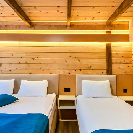 Aparthotel Nani Boutique & 3*